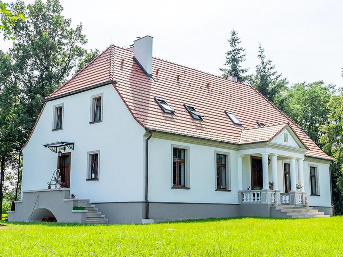 Ksiaz Wielkopolski Dwor Gogolewo Nad Warta Bed & Breakfast エクステリア 写真
