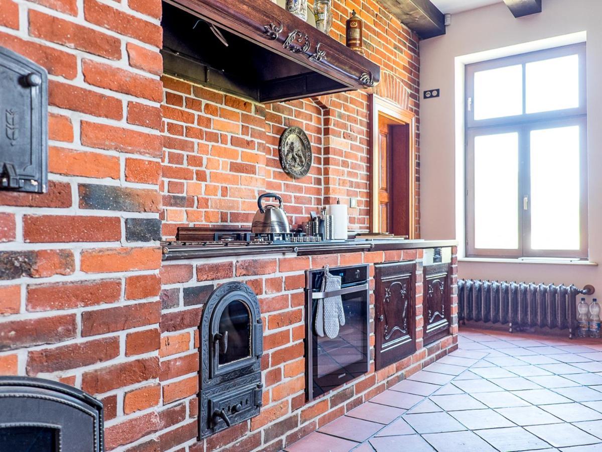 Ksiaz Wielkopolski Dwor Gogolewo Nad Warta Bed & Breakfast エクステリア 写真