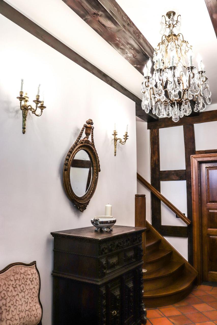 Ksiaz Wielkopolski Dwor Gogolewo Nad Warta Bed & Breakfast エクステリア 写真