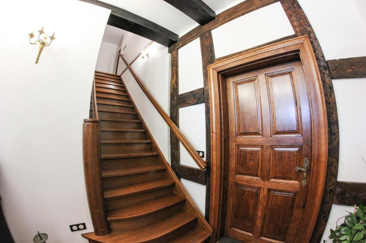 Ksiaz Wielkopolski Dwor Gogolewo Nad Warta Bed & Breakfast エクステリア 写真