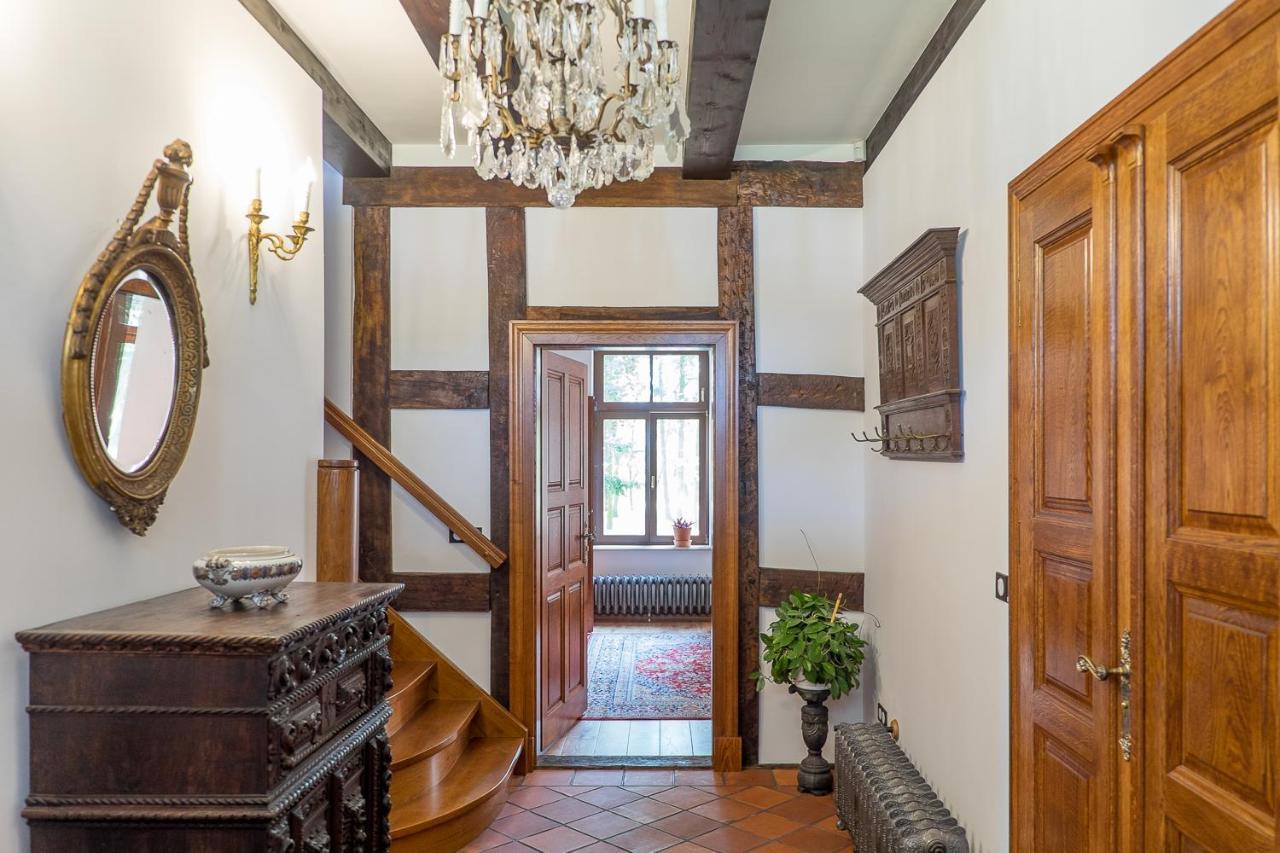 Ksiaz Wielkopolski Dwor Gogolewo Nad Warta Bed & Breakfast エクステリア 写真