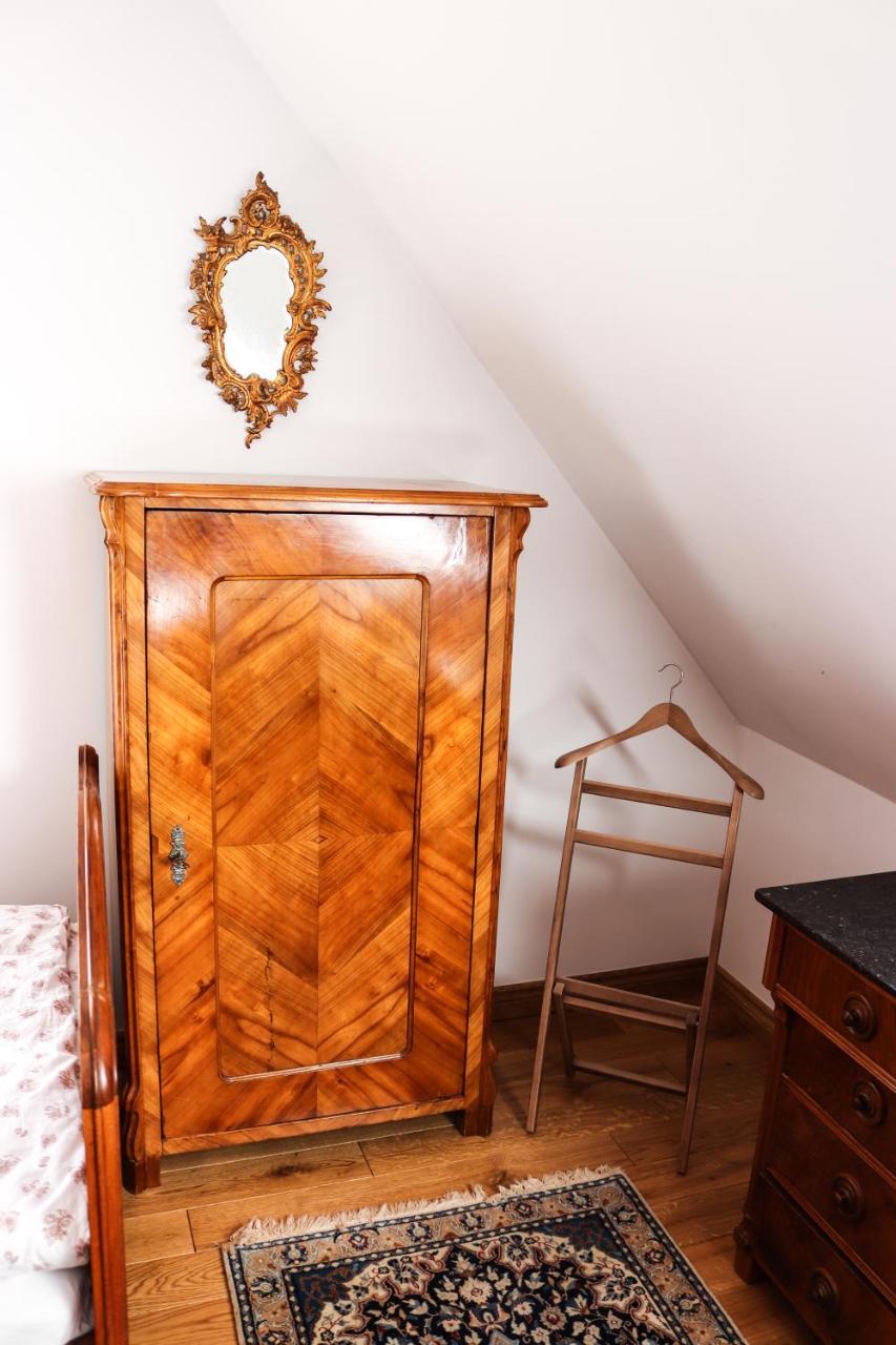 Ksiaz Wielkopolski Dwor Gogolewo Nad Warta Bed & Breakfast エクステリア 写真